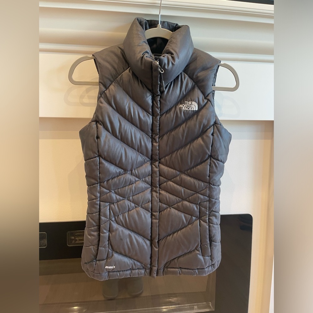 The North Face Women’s XS Vest